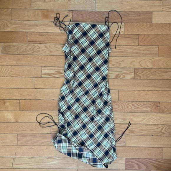 Bodycon Dress With Adjustable Neck Strings and Length Strings - Picture 1 of 5